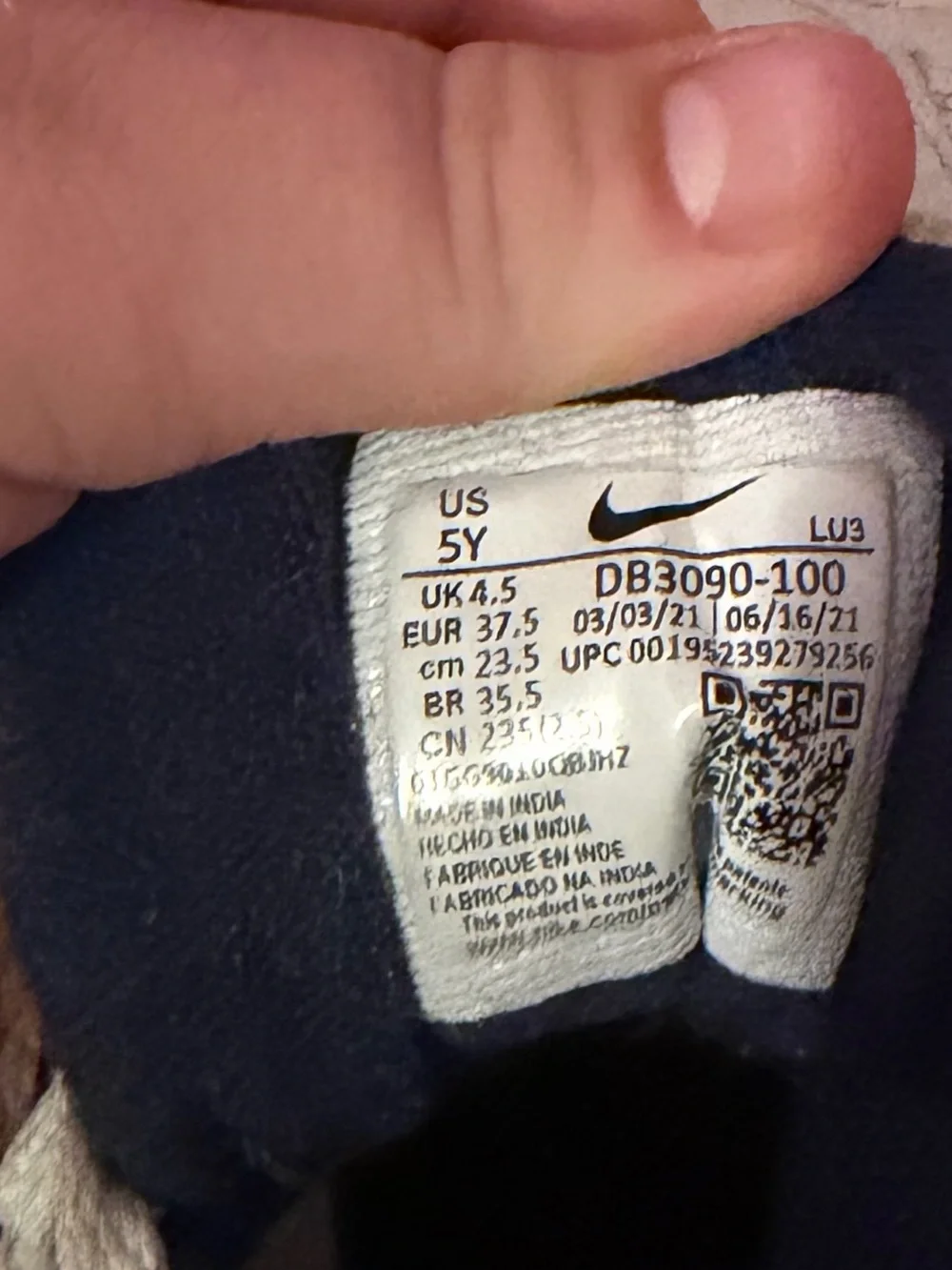 Nike Kids Size Tag Label - Navy and White